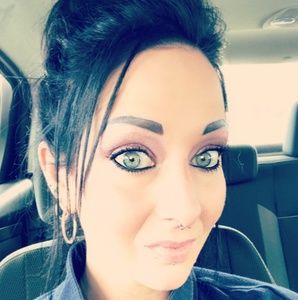 Meet your Posher, Brandi